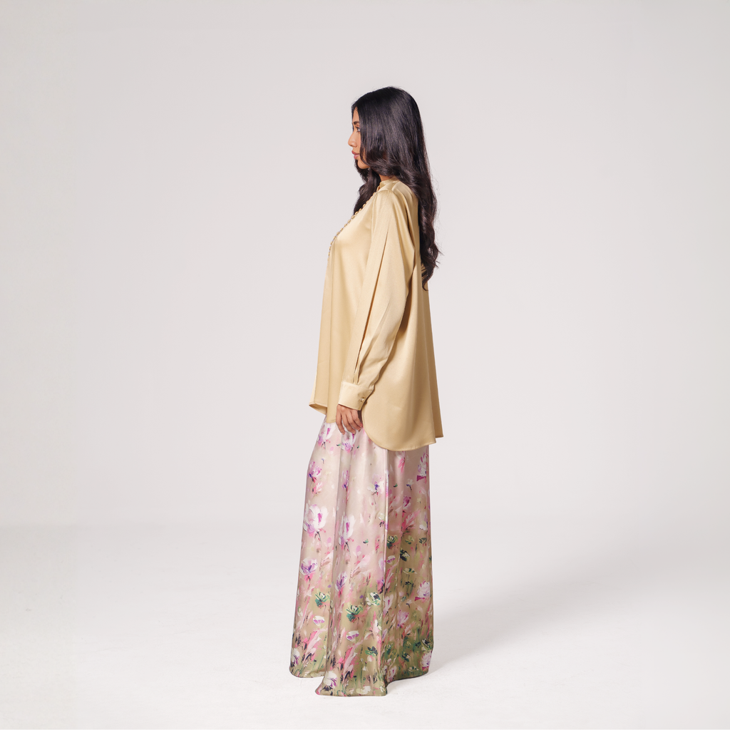 Button-Detail Silk Tunic with Printed Wide-Leg Pants