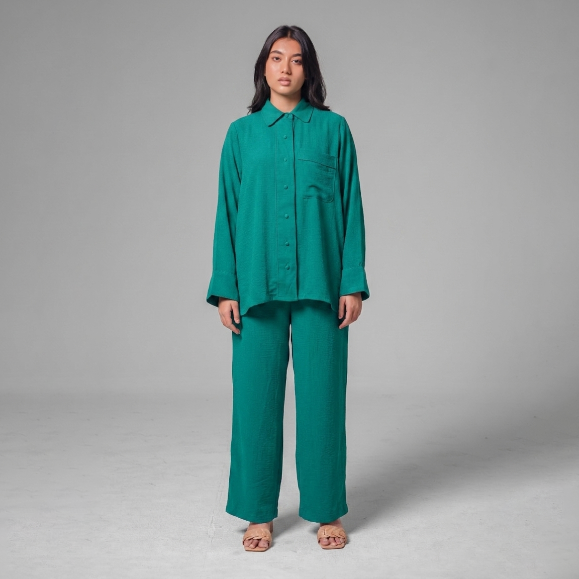 WOMEN’S EMBROIDERED CO-ORD SET